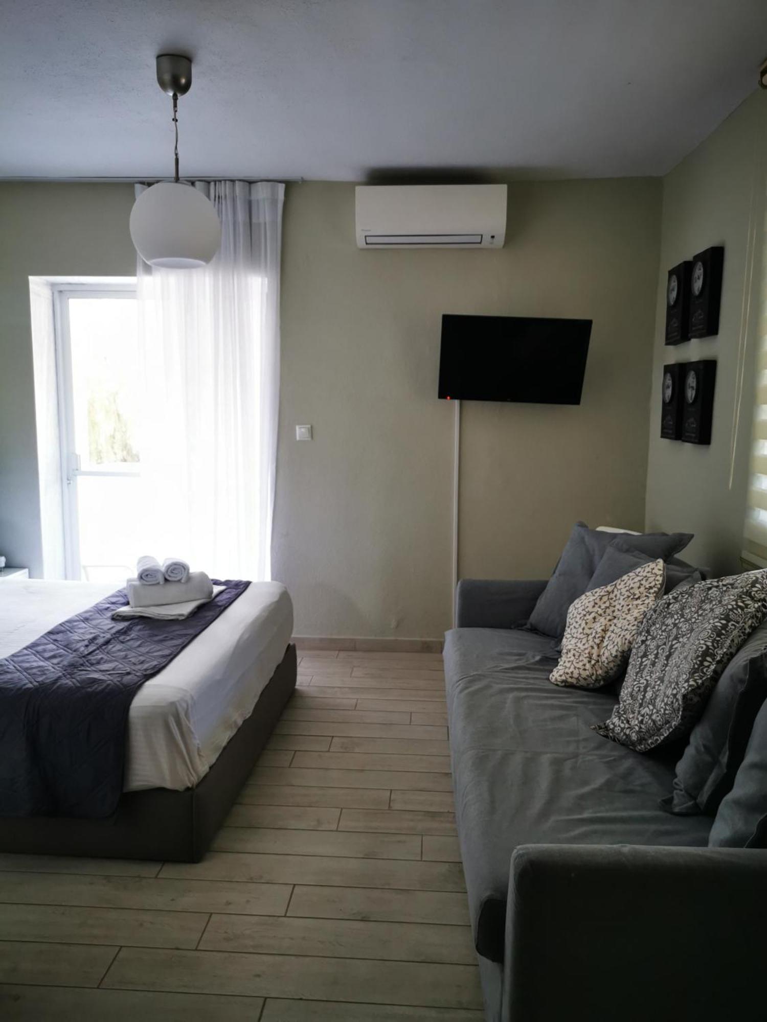 Frau Irenes Haus Apartment Sarti Exterior photo